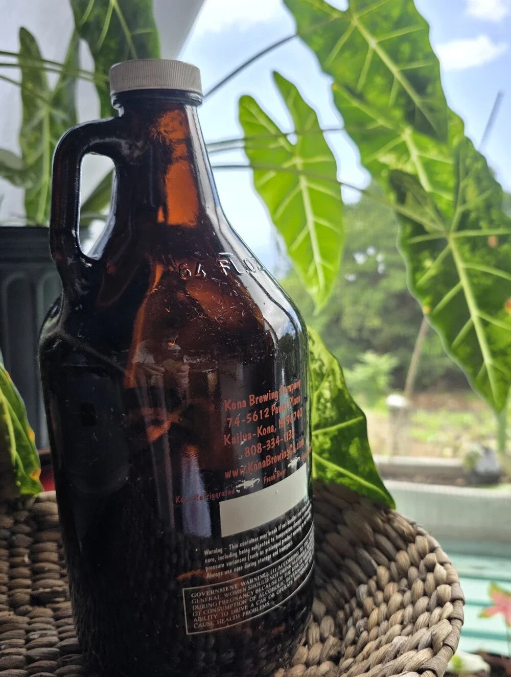 Kona Brewing Co 64oz Brown Glass Growler Hawaii Collectible